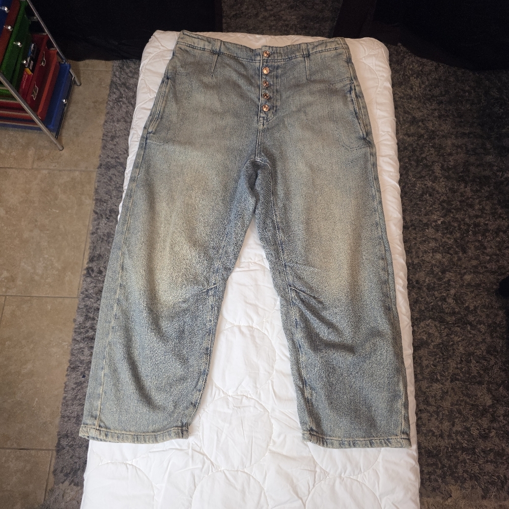 Washed Olive High-Rise Button-Fly Women's Jeans - Picture 11 of 16